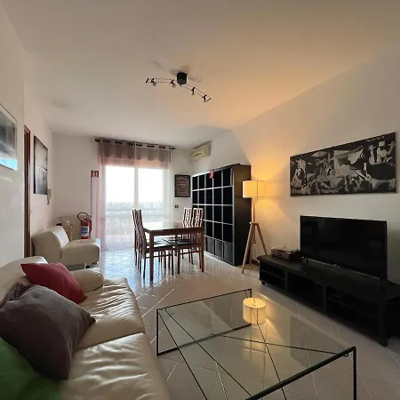 Ciamarra Apartment *
